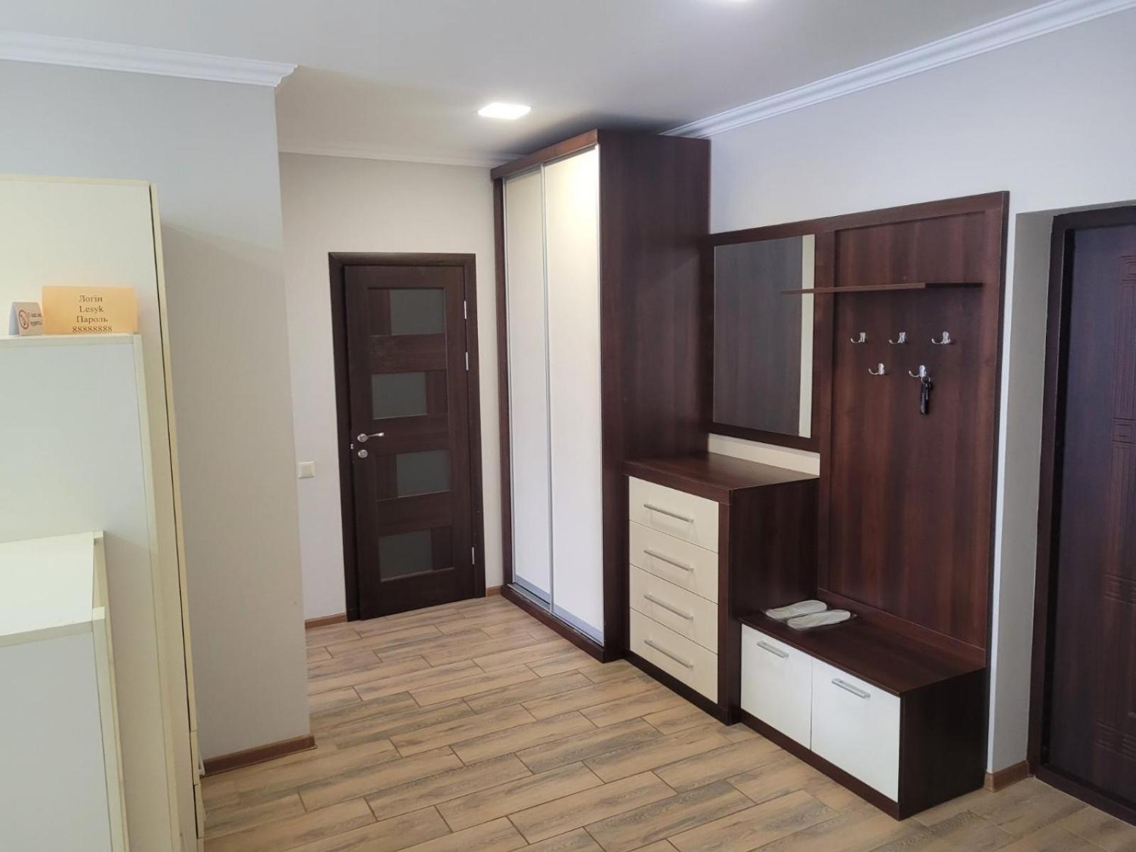 Затишні Апартаменти Two Cernăuți Exterior foto